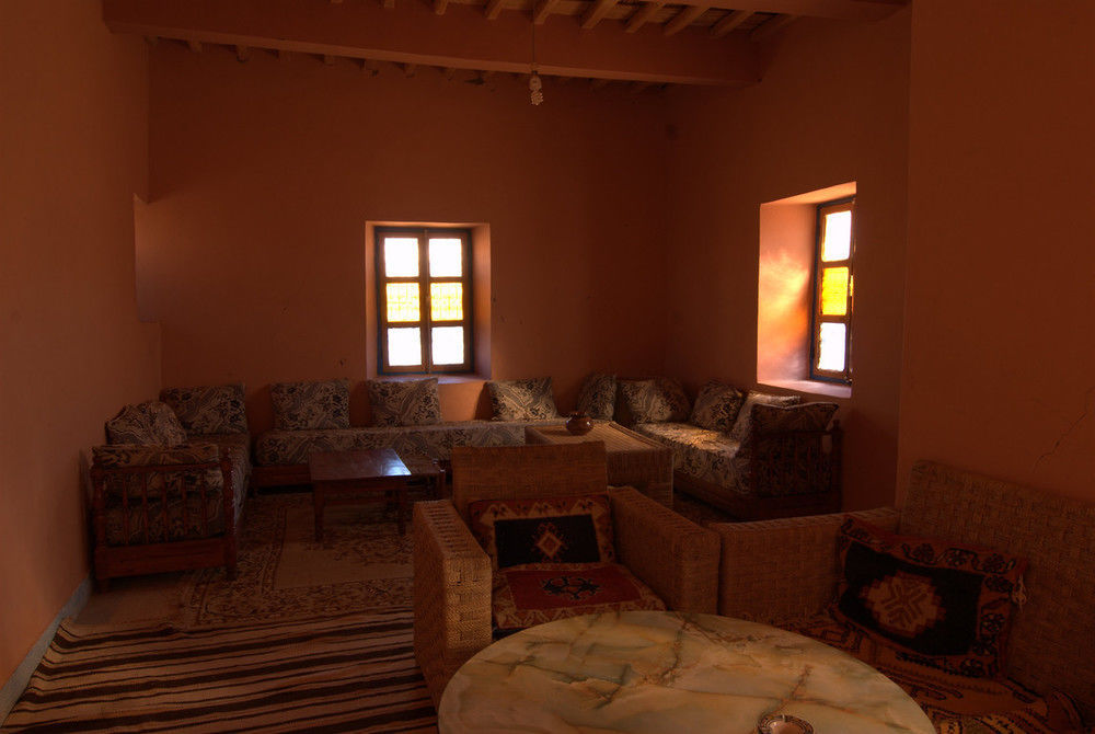 Kasbah Imini Restaurant & Hotel Amerzgane 外观 照片