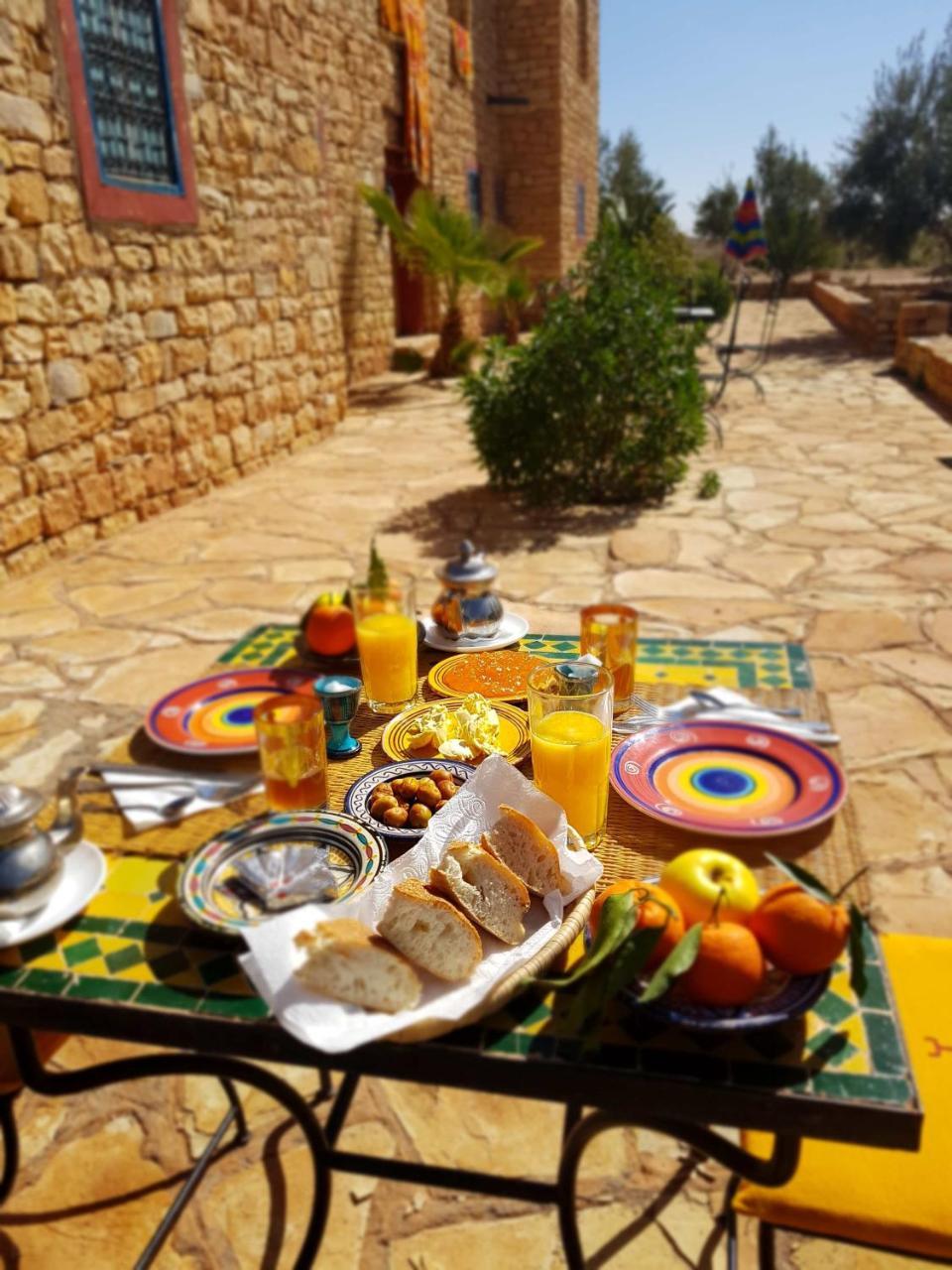 Kasbah Imini Restaurant & Hotel Amerzgane 外观 照片